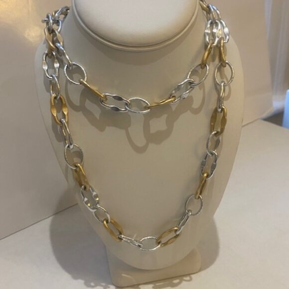 Vintage Necklace Lot. 6 Pieces. Mix of metals and beads - Picture 11 of 12